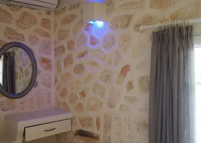 Hébergement de vacances Ataraxia- Stonebuilt And