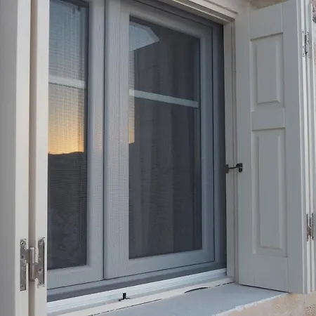 Holiday home Ataraxia- Stonebuilt And *