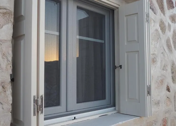 Holiday home Ataraxia- Stonebuilt And *